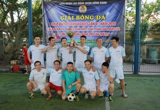Liên đoàn lao động quận Hồng Bàng bế mạc Vòng chung kết giải bóng đá CNLĐ khối Doanh nghiệp lần thứ V năm 2018.