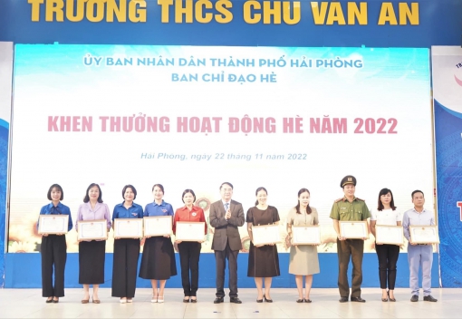 LĐLĐ thành phố được Chủ tịch UBND thành phố tặng Bằng khen đã có thành tích xuất sắc trong công tác tổ chức, thực hiện hoạt động hè năm 2022