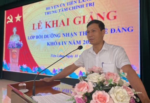 Liên đoàn Lao động huyện Tiên Lãng phối hợp tổ chức lớp bồi dưỡng nhận thức về đảng cho 114 cán bộ, đoàn viên CNVCLĐ huyện 