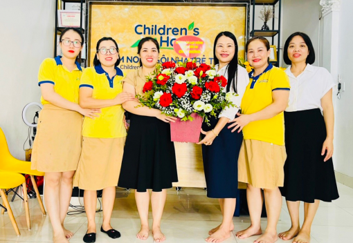 Liên đoàn Lao động quận Kiến An chúc mừng  một số đơn vị trường học nhân ngày Nhà giáo Việt Nam 20 - 11