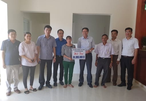 Khánh thành và trao kinh phí hỗ trợ xây dựng nhà Mái ấm Công đoàn tại huyện Tiên Lãng